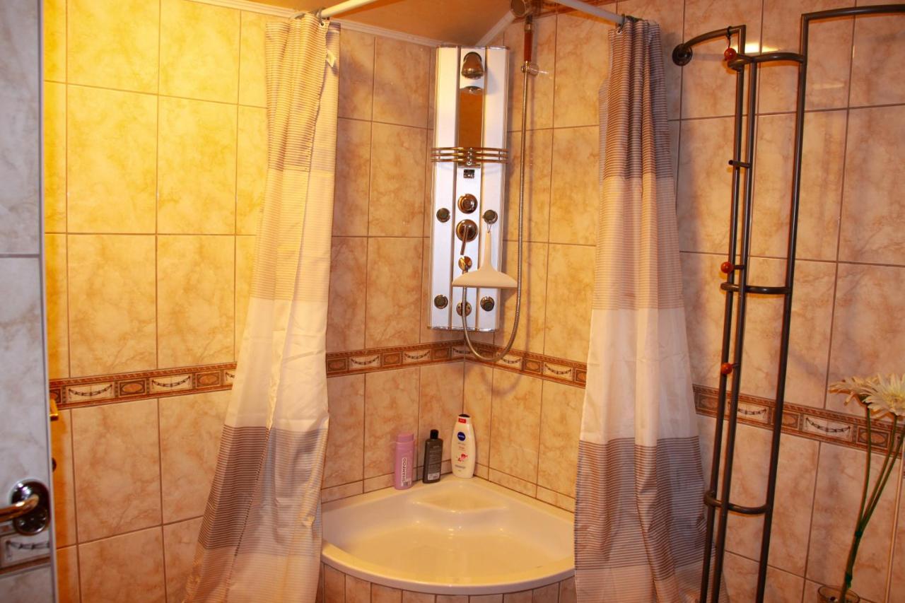 A Cozy Home Away From Home Бад Ишл Екстериор снимка